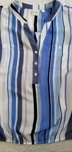 🏷 MAKE AN OFFER!! Sleeveless top